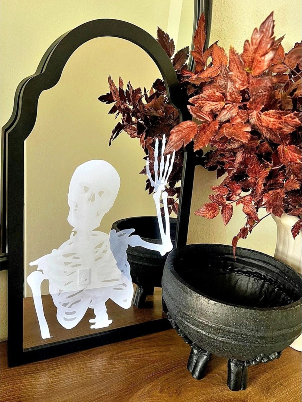 ALDI The Halloween Collection Hologram Mirror Skeleton